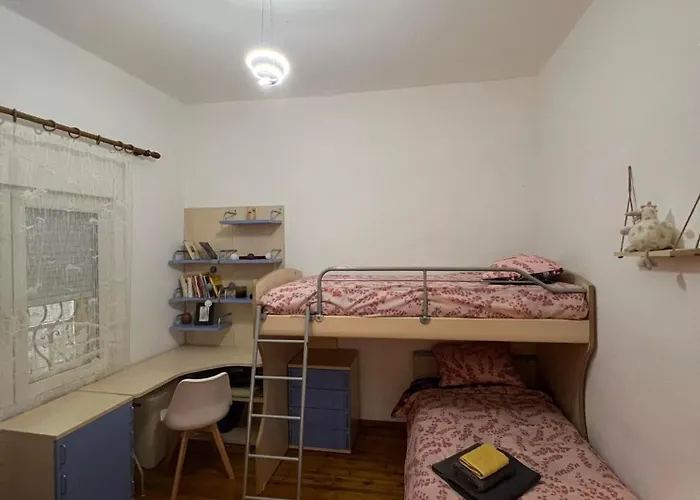 Lefkothea's Apartament *